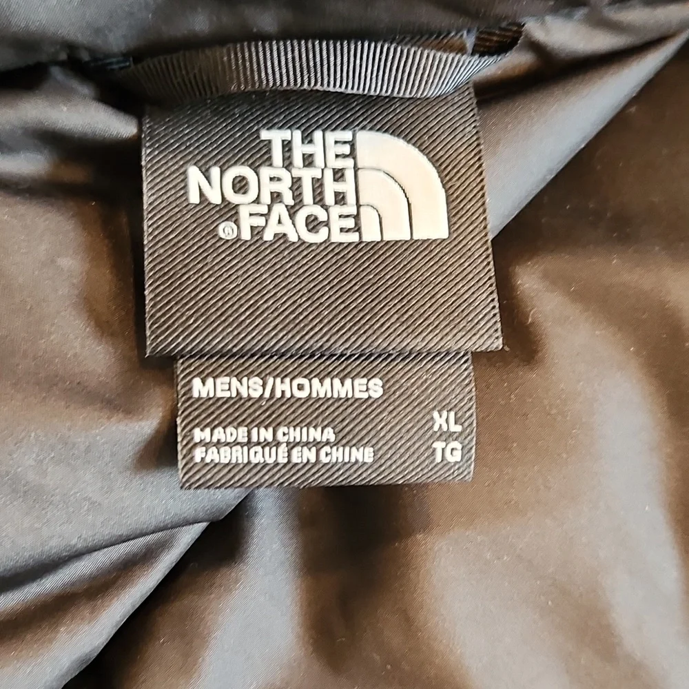 North Face vest - Picture 4 of 4